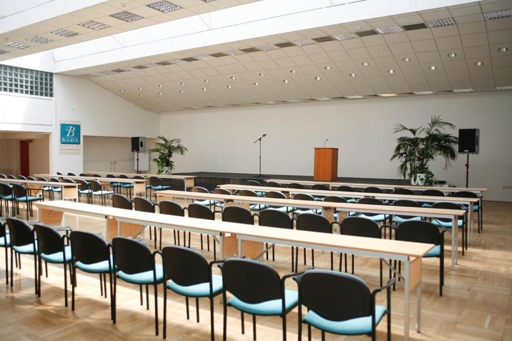 Hotel Bara Gellert Budapest Ngoại thất bức ảnh